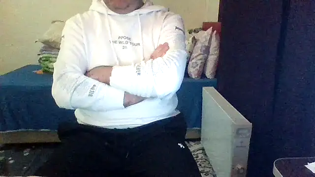 Snapshot of st206boy chatting on March 2026 10:35:01 PM st206boy online show from March 2026 10:35:01 PM