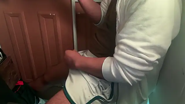 Snapshot of kSwisssxxx chatting on January 2026 05:38:02 PM kSwisssxxx online show from January 2026 05:38:02 PM