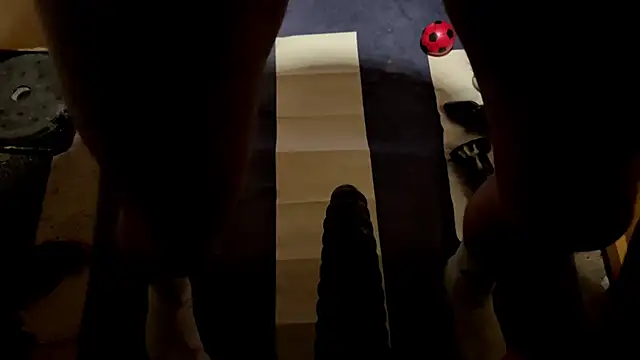 SharkedTaxis online show from March 2026 07:21:02 PM