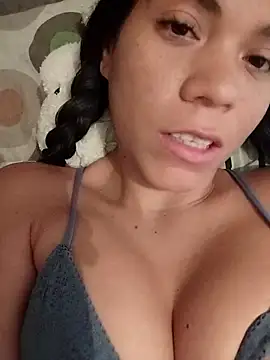 Snapshot of patricia-blosson chatting on September 2025 07:03:01 PM patricia-blosson online show from September 2025 07:03:01 PM