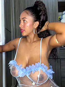 Mia sweet80 online show from September 2025 12:27:01 PM