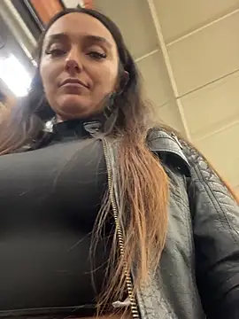 Snapshot of swmilena_hot_ chatting on November 2025 08:00:01 PM swmilena hot online show from November 2025 08:00:01 PM