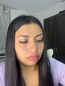 Issa Santana online show from May 2026 11:22:02 PM