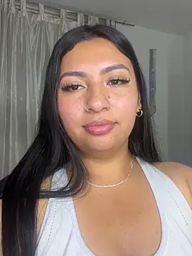 Issa Santana online show from May 2026 11:24:01 PM