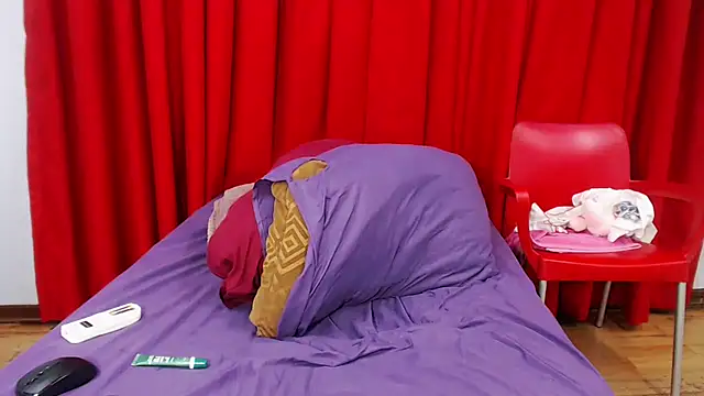 SexyBustyBoobs online show from April 2026 06:20:01 PM