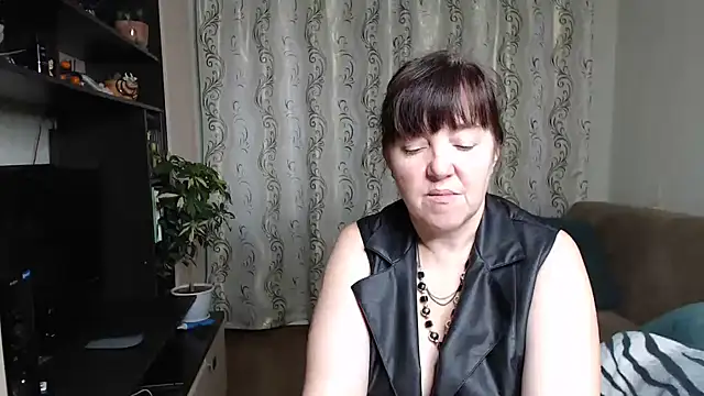 Illusionq online show from October 2025 05:06:01 AM