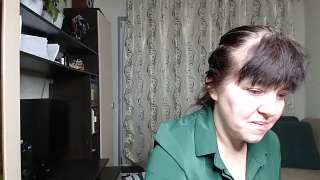 Illusionq online show from November 2025 05:06:01 AM