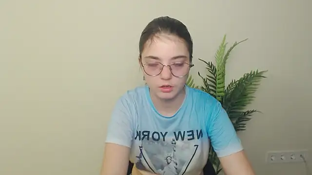 Sun Shine   online show from May 2026 09:09:02 PM