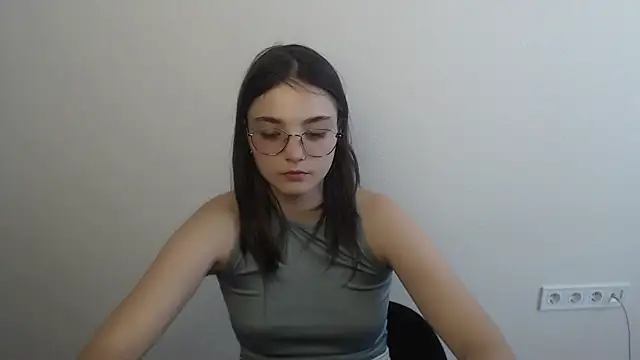 Snapshot of Sun_Shine__ chatting on July 2026 06:47:02 AM Sun Shine online show from July 2026 06:47:02 AM