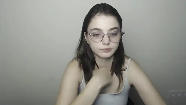 Snapshot of Sun_Shine__ chatting on July 2026 09:28:02 PM Sun Shine online show from July 2026 09:28:02 PM