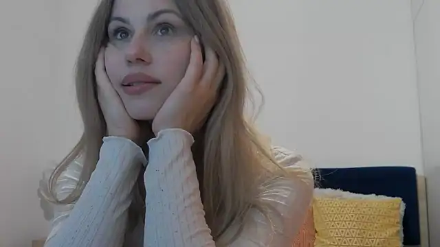 Snapshot of Lika_Soul chatting on April 2026 03:27:02 PM Lika Soul online show from April 2026 03:27:02 PM