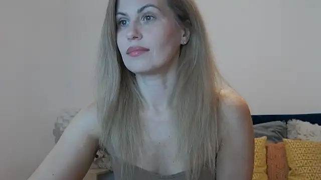 Snapshot of Lika_Soul chatting on April 2026 03:49:02 PM Lika Soul online show from April 2026 03:49:02 PM