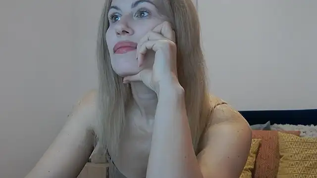 Snapshot of Lika_Soul chatting on May 2026 04:03:01 PM Lika Soul online show from May 2026 04:03:01 PM