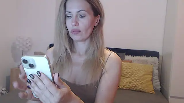 Snapshot of Lika_Soul chatting on July 2026 03:54:02 PM Lika Soul online show from July 2026 03:54:02 PM
