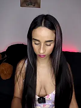 Snapshot of issis22 chatting on September 2025 03:17:02 AM issis22 online show from September 2025 03:17:02 AM