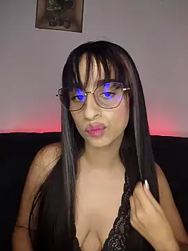 Snapshot of issis22 chatting on September 2025 02:02:01 AM issis22 online show from September 2025 02:02:01 AM