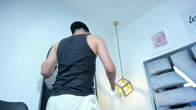 lianfox  online show from February 2026 12:37:02 PM