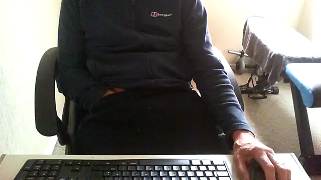 Snapshot of rogpb chatting on October 2025 11:07:01 AM rogpb online show from October 2025 11:07:01 AM