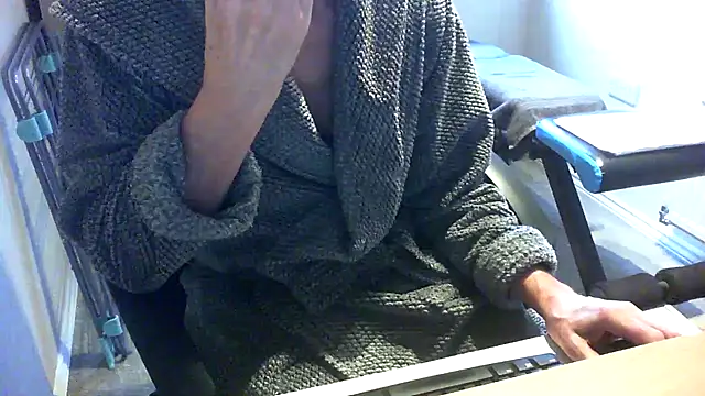 Snapshot of rogpb chatting on January 2026 09:47:02 AM rogpb online show from January 2026 09:47:02 AM