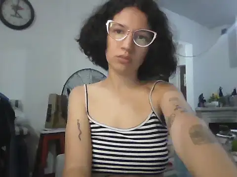 loliporomero online show from September 2025 01:33:02 AM