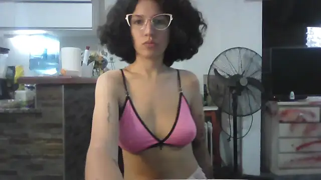 loliporomero online show from October 2025 02:48:02 AM