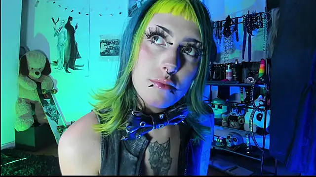 kattusauruss online show from May 2026 01:02:02 AM