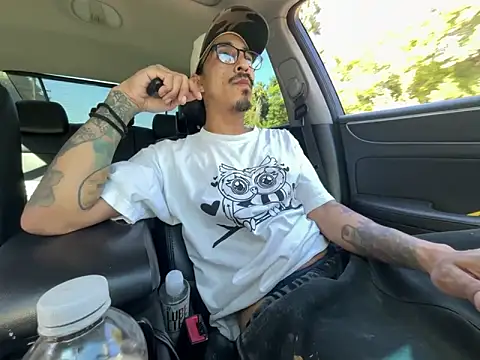 bigdickkane300 online show from June 2026 10:34:02 PM