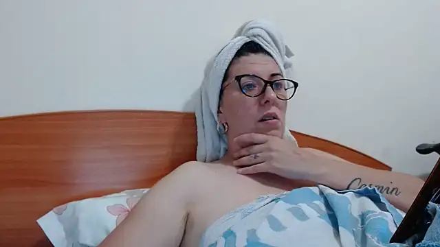 jollene online show from May 2026 01:53:01 PM