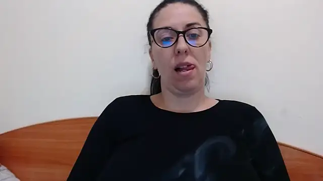 jollene online show from May 2026 12:02:02 PM