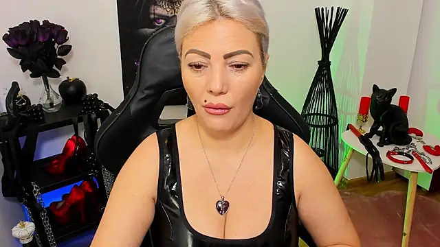 demisweet online show from January 2025 10:55:02 AM