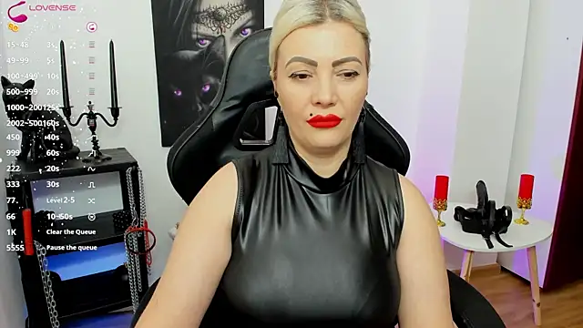 demisweet online show from February 2025 02:35:02 PM