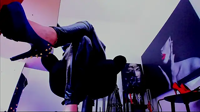 Snapshot of demisweet chatting on January 2026 02:28:02 AM demisweet online show from January 2026 02:28:02 AM