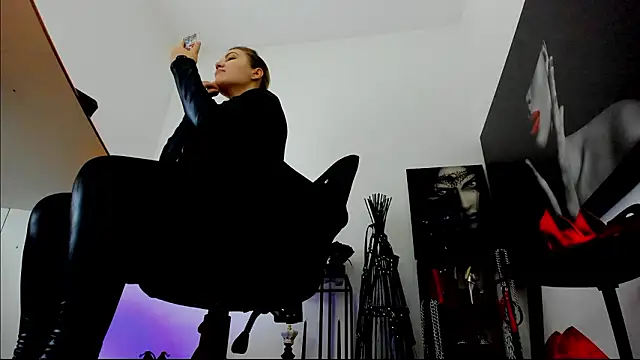 Snapshot of demisweet chatting on January 2026 02:49:01 AM demisweet online show from January 2026 02:49:01 AM