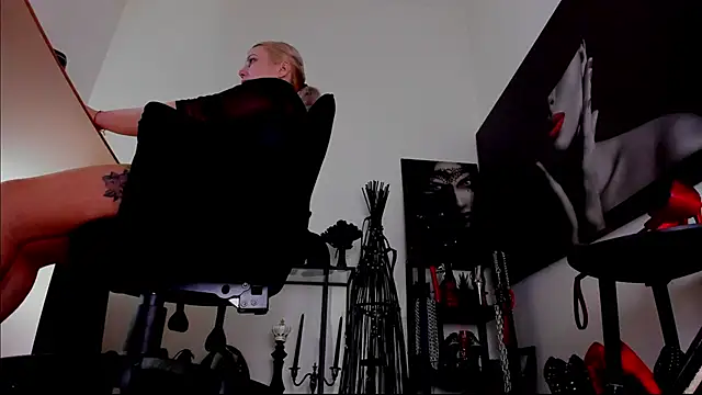 Snapshot of demisweet chatting on February 2026 05:35:01 AM demisweet online show from February 2026 05:35:01 AM