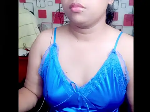 LushVamp online show from September 2025 11:55:01 AM