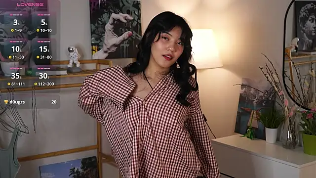 Snapshot of MoiraEger chatting on October 2025 05:11:01 PM MoiraEger online show from October 2025 05:11:01 PM