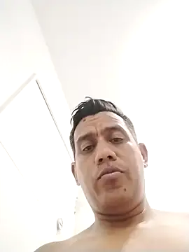 XRonny6 online show from February 2026 10:19:02 PM