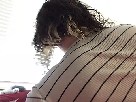 Snapshot of paigeycakes chatting on September 2025 10:42:01 PM paigeycakes online show from September 2025 10:42:01 PM