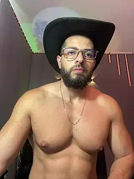 magnumchris online show from July 2026 05:16:01 PM