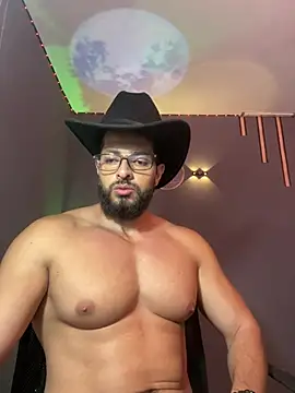 magnumchris online show from July 2026 09:01:02 PM