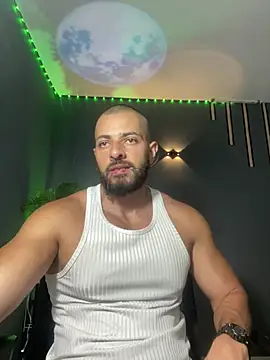 magnumchris online show from July 2026 10:31:01 PM