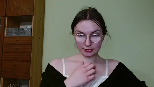 LooveELLYx online show from February 2025 06:05:01 PM