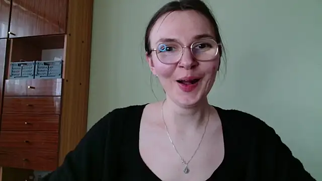 LooveELLYx online show from February 2025 02:46:02 PM