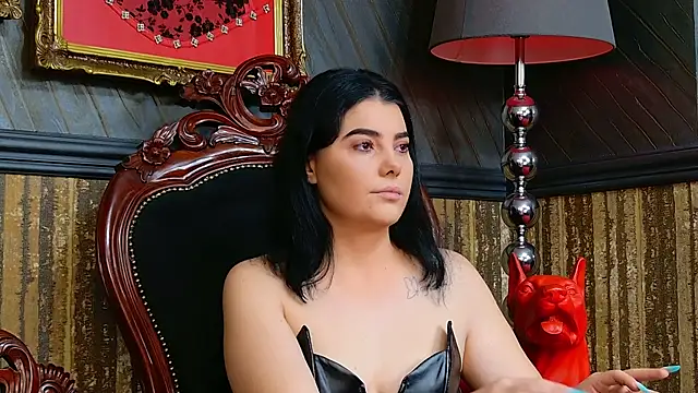 Snapshot of MistressEly chatting on December 2025 12:23:02 PM MistressEly online show from December 2025 12:23:02 PM