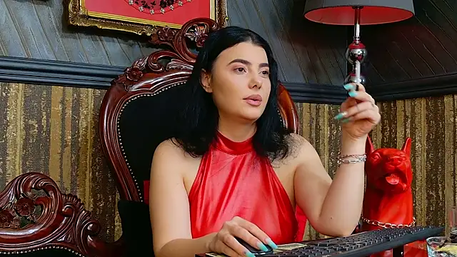 Snapshot of MistressEly chatting on January 2026 02:08:01 PM MistressEly online show from January 2026 02:08:01 PM