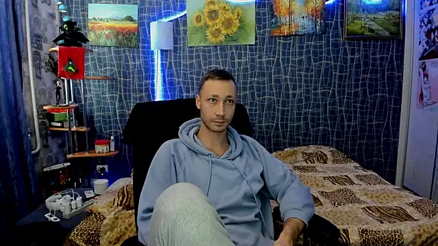 Snapshot of CuteBoy228 chatting on January 2026 10:39:01 AM CuteBoy228 online show from January 2026 10:39:01 AM