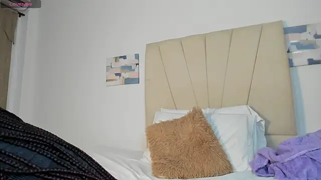 Sophia Ebony online show from May 2026 12:45:02 PM