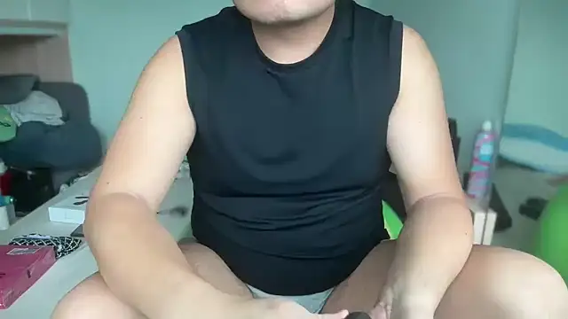 Snapshot of this_is_77 chatting on September 2025 06:37:02 AM this is 77 online show from September 2025 06:37:02 AM