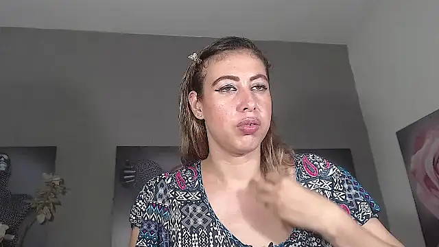 AntonellaBlanc online show from May 2026 04:52:01 AM