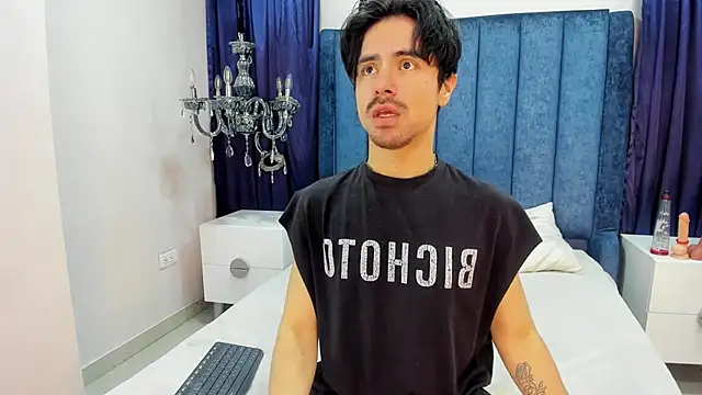 BryCams3 online show from September 2025 04:05:02 AM